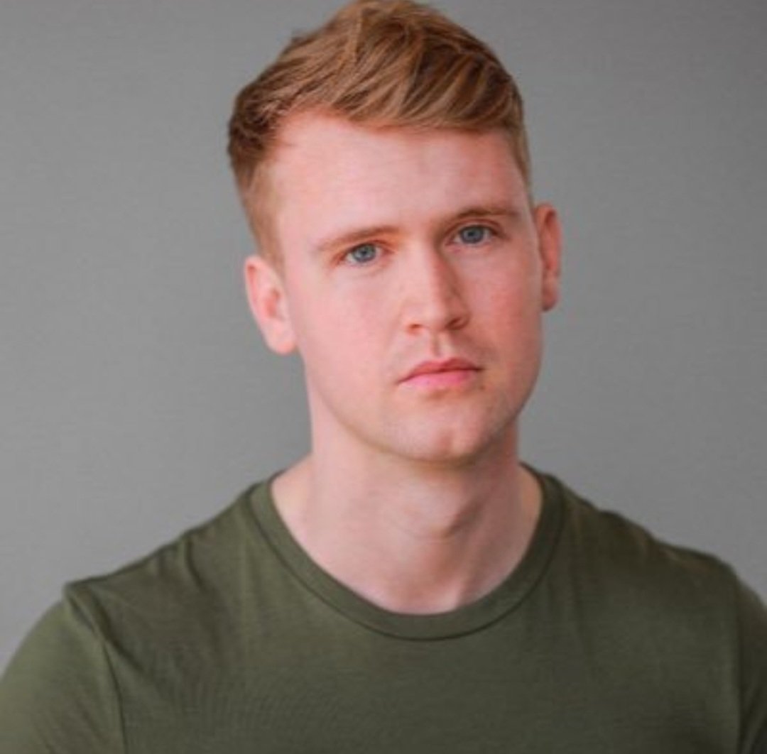 s_rproductions's tweet photo. The wonderful @scott__ritchie joins our new company of actors in the lead role of Krispin (the Crab) after delighting audiences last year as Sidney (the Horse) https://t.co/la4EZ3d2s8
