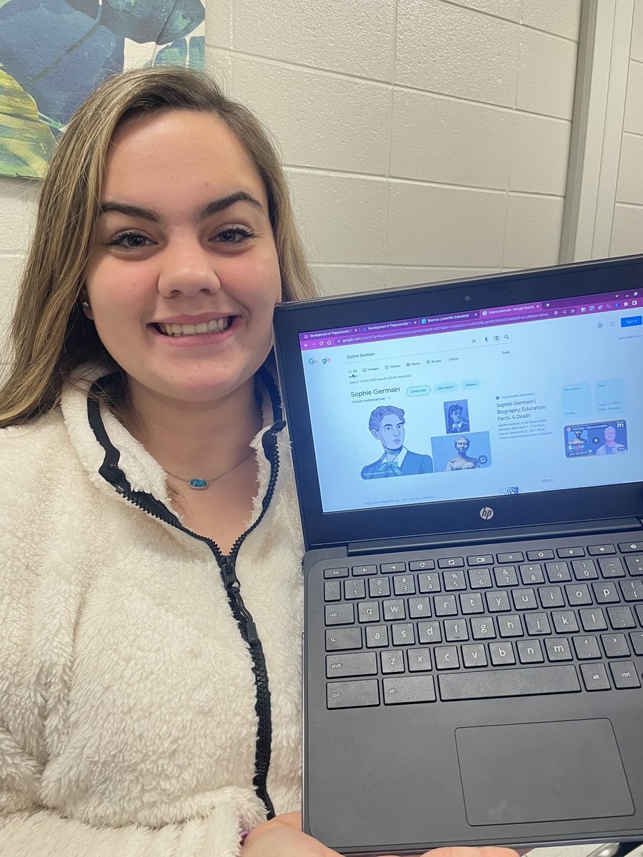 Emily Reynolds tweet media