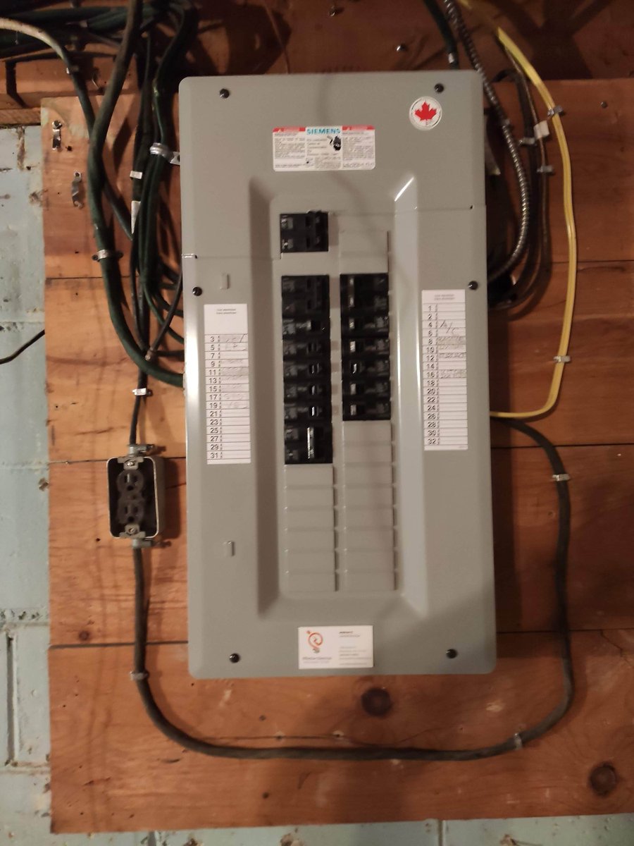 EElectricalCa's tweet photo. Another Electrical panel install

#electrical 
 #power 
 #sparkylife 
 #interiordesign 
 #home 
 #hvac 
 #mechanical 
 #engineer 
 #electricalcontractor 
 #tools 
 #renovation 
 #electricalwork 
 #electriciansofinstagram 
 #electricians 
 #electricity 
 #design 
 #electricianlif https://t.co/OJg4BOlgwT