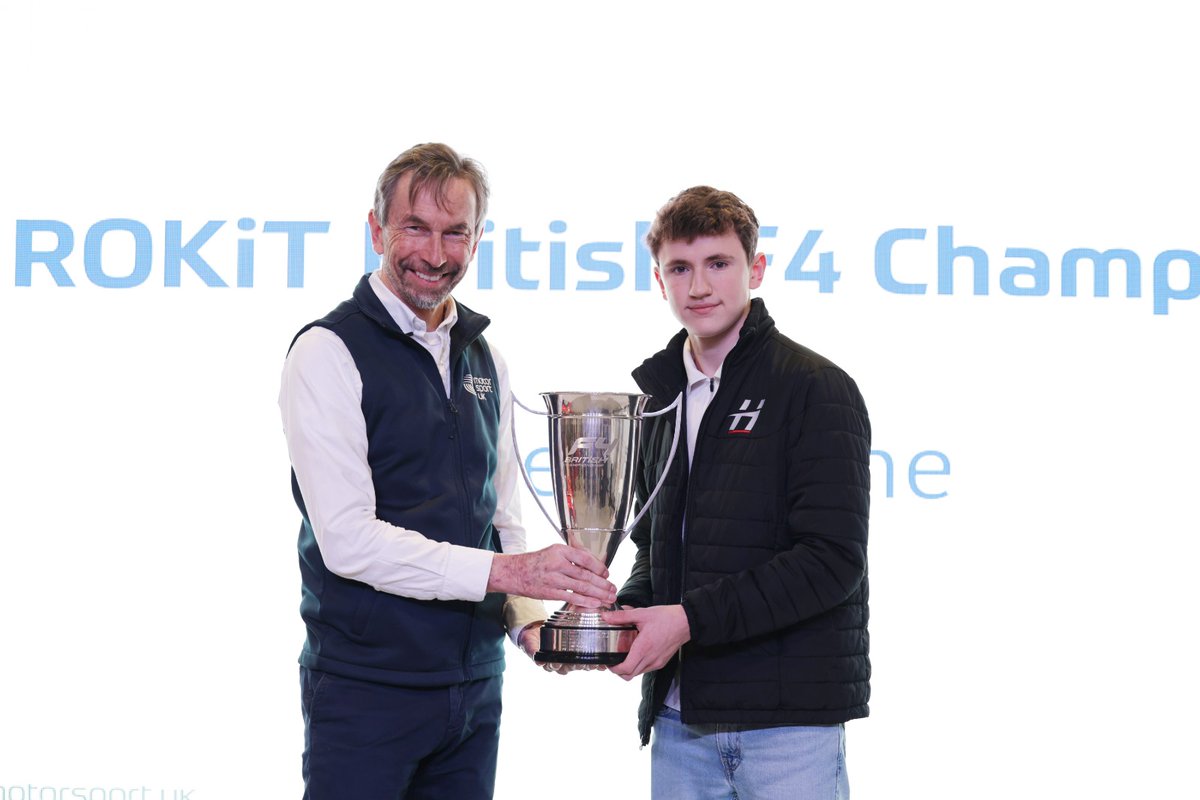 Motorsport UK (@ourmotorsportuk) on Twitter photo Great to see 2022 <a href="/BritishF4/">Wera Tools British F4</a> champion <a href="/alexdunneracing/">Alex Dunne</a> at the #MotorsportUK stand today ๐ช
After a Q&A session, he was presented with his trophy by our CEO, Hugh Chambers ๐
#AutosportInternational23 Great to see 2022 <a href="/BritishF4/">Wera Tools British F4</a> champion <a href="/alexdunneracing/">Alex Dunne</a> at the #MotorsportUK stand today ๐ช
After a Q&A session, he was presented with his trophy by our CEO, Hugh Chambers ๐
#AutosportInternational23