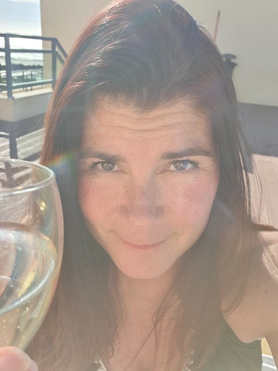 Sun☀️....Asti🥂....bikini👙....life's good🥰❤️...with <a href="/Len87410197/">Len</a> in Portugal🇵🇹