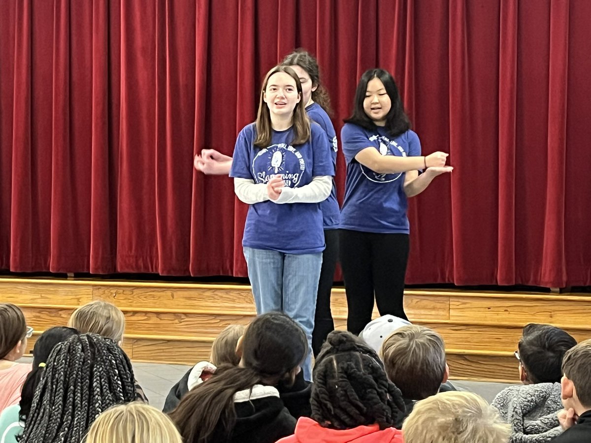DanaeBoyd's tweet photo. @NewTechCoppell Rookies from @Bence_EDU and @DanaeBoyd performing and workshopping spoken word poems with @pinkgraves Pinkerton 4th graders #nthcinspire @Coppellisd https://t.co/j49bown11z