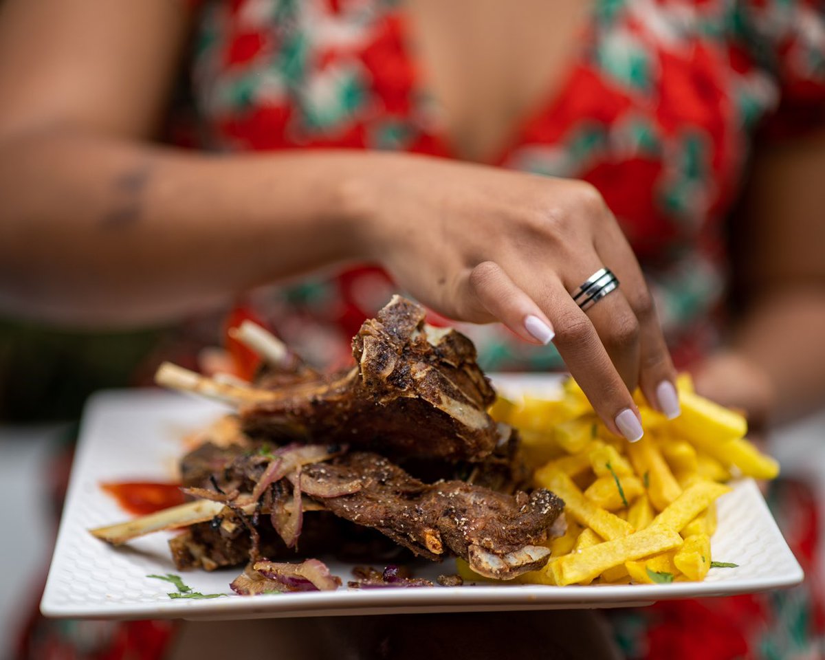 Lord_Mutuzo's tweet photo. The #KwazeCookOff starts today all the way to Sunday!!!๐ฅ๐ฅ๐ฅ
Pass by @KwazeUg- Kisaasi and grab something!
Call 0706721039 to place an order! https://t.co/XX0Np5sKvN