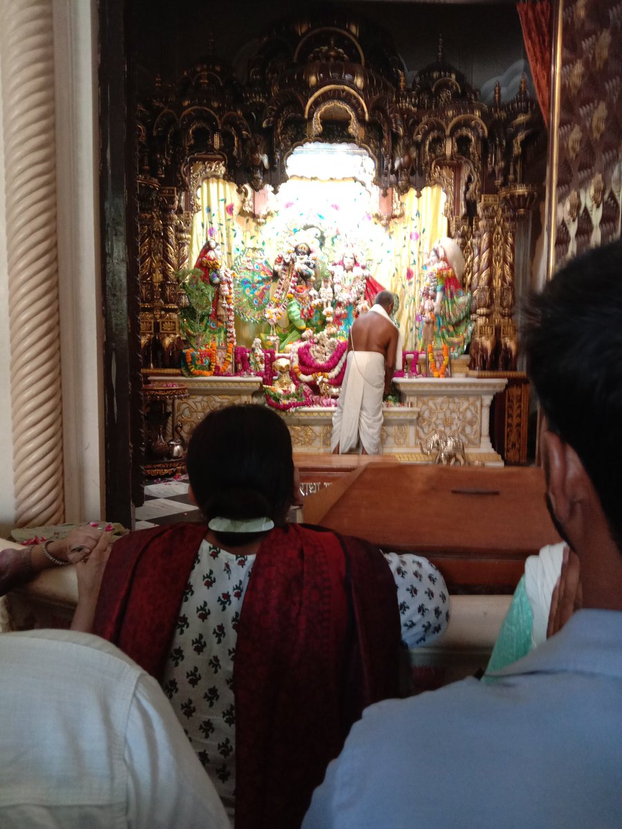 प्रभु श्री कृष्ण जी के चरणों में उपस्थित होने का सौभाग्य प्राप्त हुआ