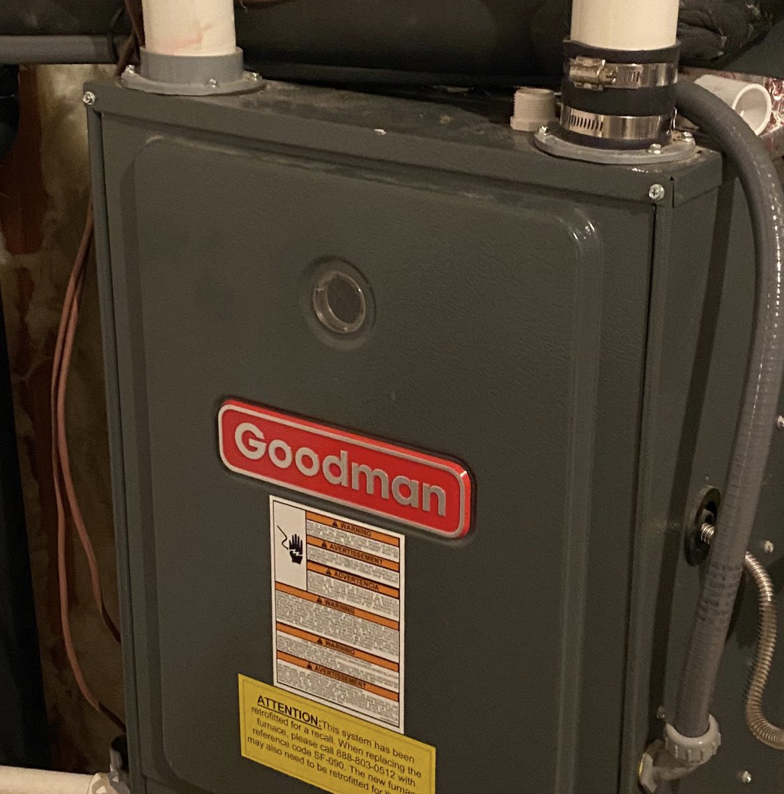 AirOutlookInc's tweet photo. Goodman system recall for date range of Jan. 2019-Nov. 2021. Here's the registration page to see if you qualify. Reach out to us at 256-286-4686, DM or visit our website to initiate a live chat if you have a question related to this recall.

https://t.co/q7KVMtGssh https://t.co/wVJ29uEeX4