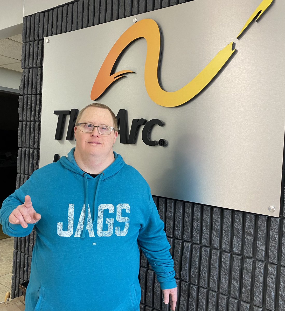 Stopped by The Arc Jacksonville this morning to make sure they all knew #IWATJ #boardmember #achievewithus @Jaguars @thearcjax @DTWDoriginals