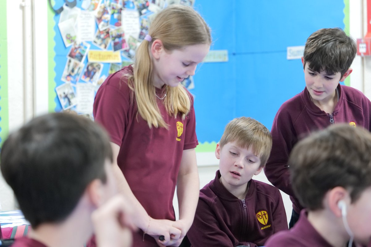 ParboldDouglas's tweet image. Finishing the week as we started! 🙌✏️🎨🇪🇸🤸
#pdape #pdaart #pdaspanish #pdamaths