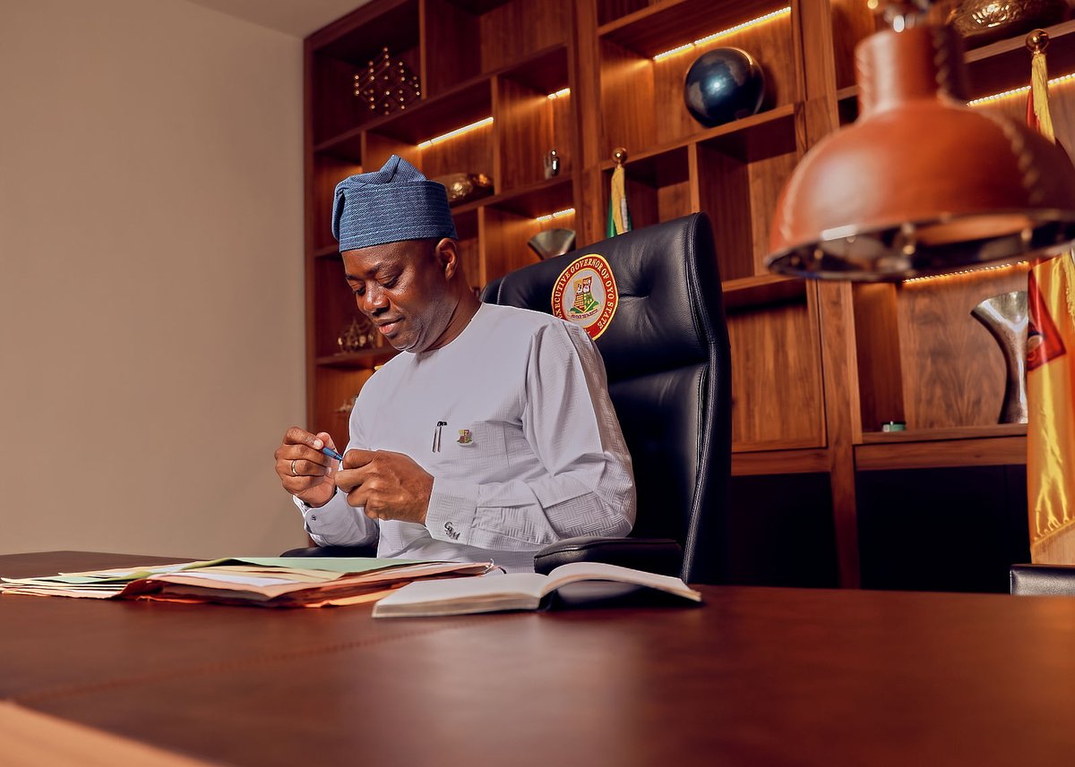 oyostategovt's tweet photo. Governor Seyi Makinde has approved the concessionary promotion of civil servants who missed the 2017-2020 promotions due to inadequate vacancies. All beneficiaries will receive their promotion letters before the end of January 2023. https://t.co/QotzNveYom