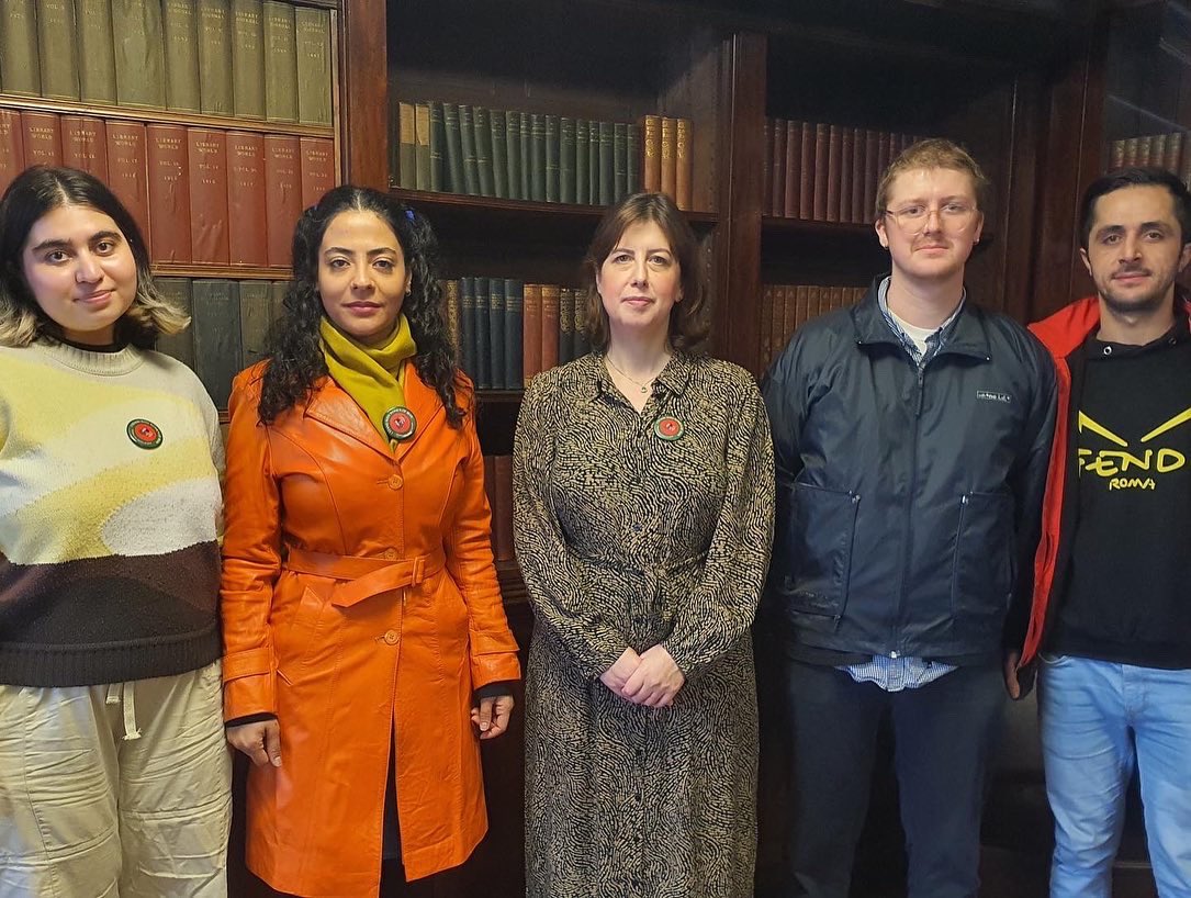 Women for Iran tweet media