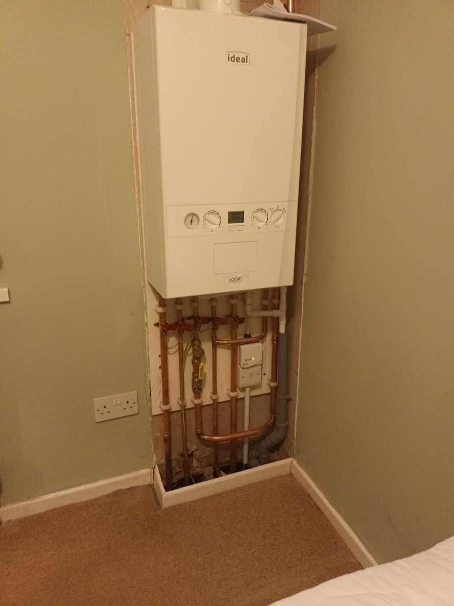 CAServicesNILt2's tweet photo. Our Reactive team carried out an emergency boiler change for a client who had no heating. Complete with power flush & remote app control. #plumbing #heating #boiler #servicing #domestic #noheating #powerflush #remoteaccess #reactivework #emergencycallout #hitthegroundrunning https://t.co/7YCasLH8vW