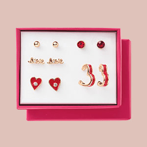 Get your heart on this Valentine's Day with our heart-shaped novelty earring set--on sale now with Avon! youravon.com/priscillaw #Avon #Valentinesday #NoveltyEarrings #Avonrep #Avononlinestore #AvonrepLI