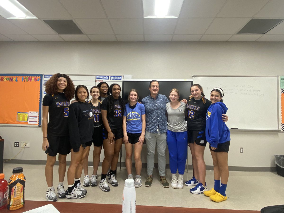 tfaladyhoops's tweet photo. 🦁TFA Lady Royals 🏀 Game Day #18
🆚: Lake Highland Prep
📆: Friday, January 13, 2023
⏰: 6:00
📍: Cramer Family Field House
Our JV brothers play at 4:30 and our varsity brothers @tfahoops play at 7 after us.
#LadyRoyalsBasketball #BlessedToCoach
#schaped #greenteam https://t.co/P9CNf55WM5