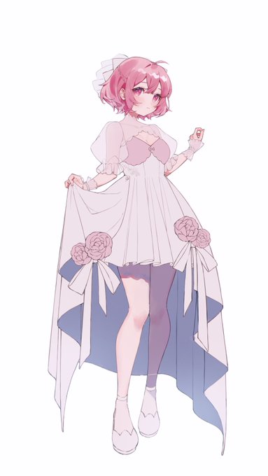 途中まで全身で描こうとしてたけど何かちがうなと思ってやめたやつ脚長すぎたのかな…… 