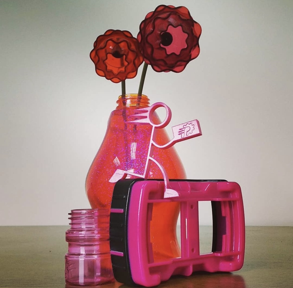 ProtoCAM3D's tweet photo. @pantone 's color of the year is #VivaMagenta ! Looks like we have a lot of parts made over the years in this trending color palette. Let us help you bring your #2023 projects to life!
#additivemanufacturing #3dprinting #allentownpa #polyjet #SLA https://t.co/MT7Kxo2b3E