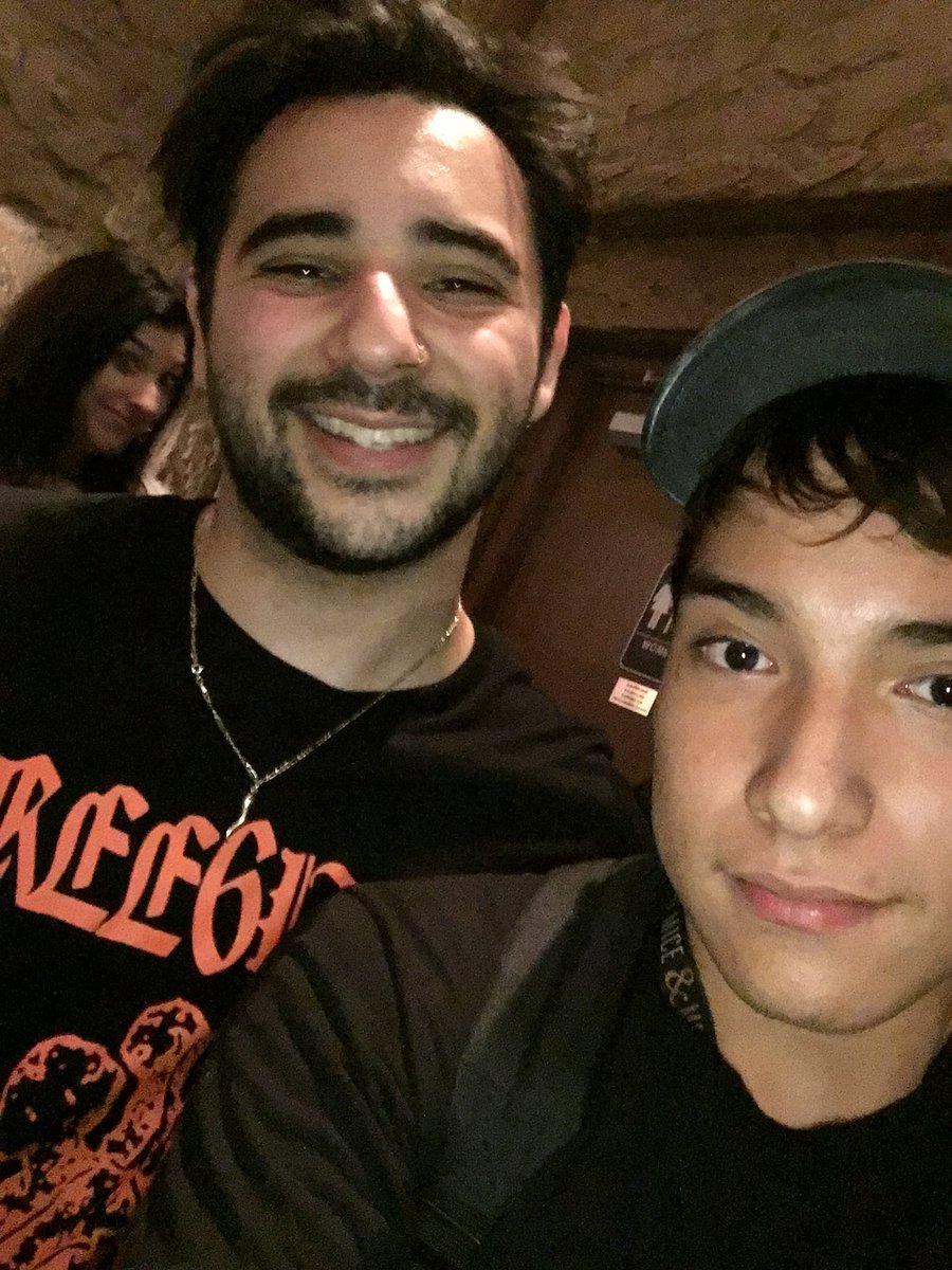 autokid23's tweet photo. Getting to meet @LouMiceliJr and @WeArePalisades on pretty much the same occasion was pretty cool Thank you for all the amazing memories (pun intended) and shows palisades forever 🤘🏻 https://t.co/K5CNqbiBr5