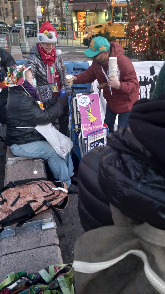 Picture the Homeless tweet media