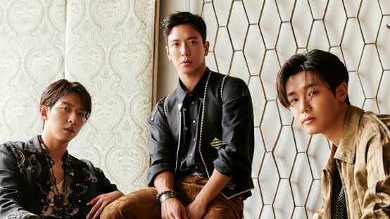 npomvtt's tweet photo. PARABÉNS!!!🥳🫶🏻 Há 13 anos CNBLUE debutava oficialmente com a música "I'm a Loner". Obrigada por todos os anos de muito talento, carisma e sucesso. Desejamos que o futuro de cada tenha todos os sonhos realizados.❤️

#CNBLUE데뷔13주년 #CNBLUE_13th_Anniversary https://t.co/kAGfggihvY