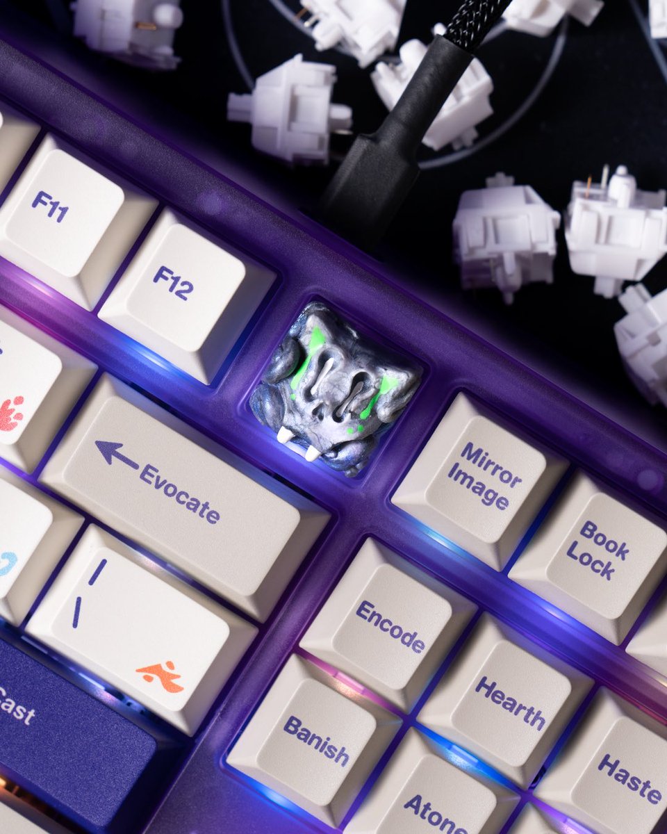dutchmasterw on Twitter: "Spellbook Keycap Set on the Entry Edition