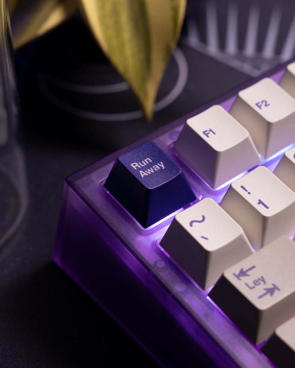 dutchmasterw on Twitter: "Spellbook Keycap Set on the Entry Edition