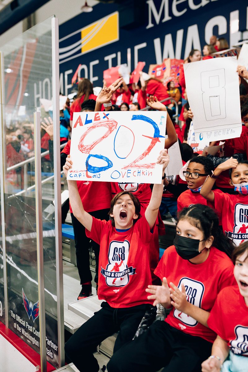 Capitals's tweet photo. Good morning from @MedStarIceplex!

This place is ROCKIN' with what's expected to be more than 800 kids from @APSVirginia here to celebrate Ovi and his historic season so far. 

#Gr800Kids https://t.co/HE2aRTyViD