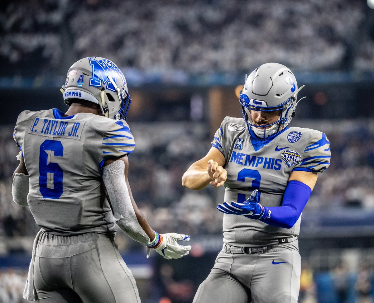 KamoreHarris's tweet photo. Blessed to Receive My 2nd Offer from @MemphisFB #GoTigers @Coach_KPope @CoachUno1 @CoachFossett @Coach_Strick_ @CoachL__ https://t.co/KuAgisaxpR