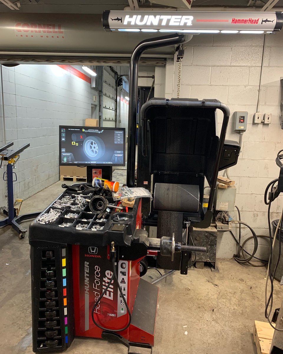 AmscSolutions's tweet photo. Congratulations!….and a huge thank you to Olav Ebrahim, and his Service Manager, Leigh Knox of Kingston Honda for their trust in me. #wechoosehunter #roadforce #roadforceelite #balancer #amscsolutionsinc https://t.co/E9uoI8y8Wb