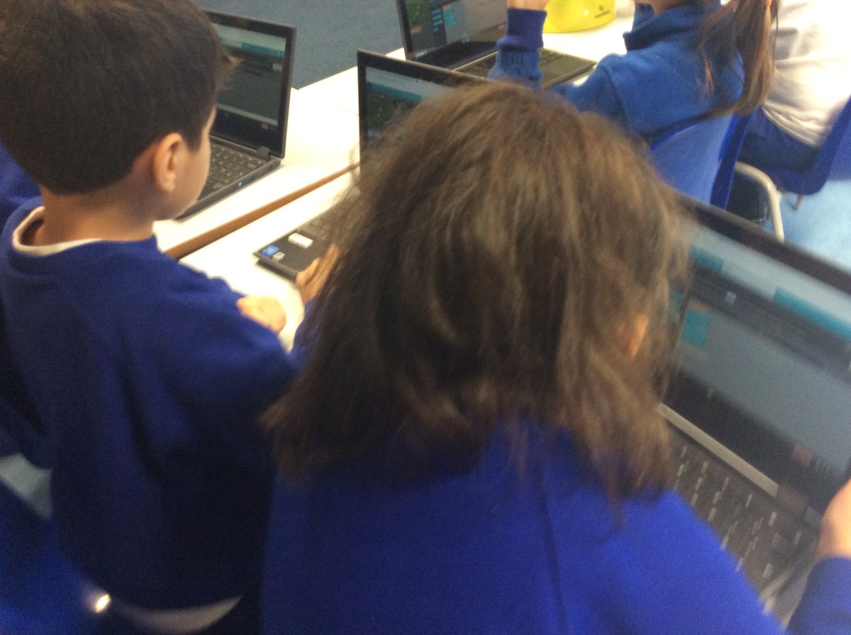 StMarysRCPriory's tweet image. The Wonderful Woodpeckers are becoming computer whizzes! Today they have been exploring the keys of the keyboard and looking at block coding. #WoodpeckerWhizzes #StudioCode