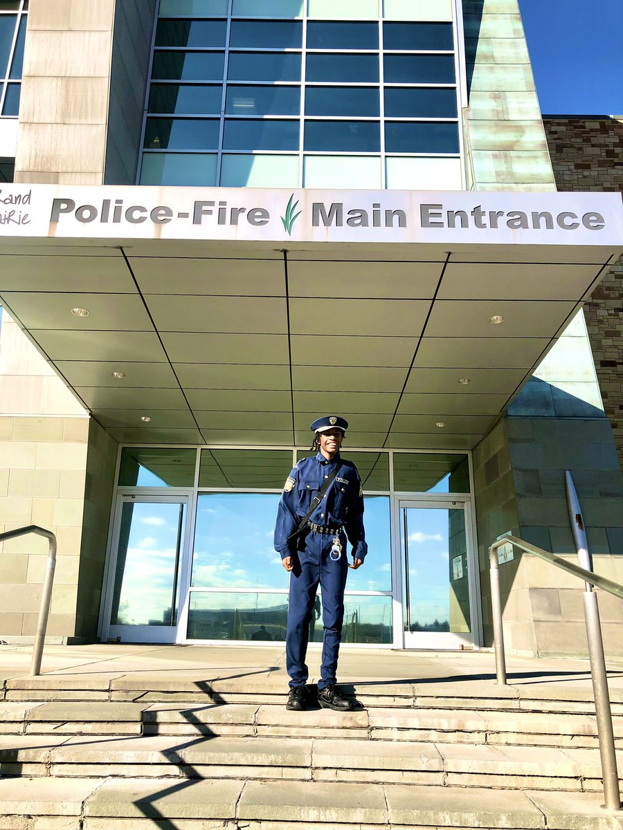 rbrowncrowder1's tweet photo. Chief Caleb Reporting for Duty! ๐ฎ๐ฝโโ๏ธ๐๐จ๐คฉ Special Thanks to @GrandPrairiePD @ChiefScesney for allowing my Son Caleb to be Police Chief for a Day! He had a Blast! Thank You All for embracing those in our Autism & Special Needs Community! ๐ฅฐ๐๐๐ฝ๐ #drrhoonthego #calebscommunity https://t.co/Jx7LrhKo2b