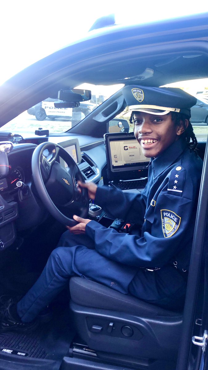 rbrowncrowder1's tweet photo. Chief Caleb Reporting for Duty! ๐ฎ๐ฝโโ๏ธ๐๐จ๐คฉ Special Thanks to @GrandPrairiePD @ChiefScesney for allowing my Son Caleb to be Police Chief for a Day! He had a Blast! Thank You All for embracing those in our Autism & Special Needs Community! ๐ฅฐ๐๐๐ฝ๐ #drrhoonthego #calebscommunity https://t.co/Jx7LrhKo2b