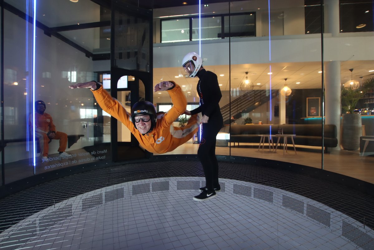 💥 Des invités de prestige aujourd’hui à zerOGravity 🌪👍
Merci de votre visite chers voisins 🙂!
<a href="/futuroscope/">Futuroscope</a>
#volensoufflerie #chutelibreindoor #zerOGravity