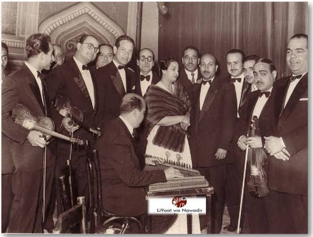 كتير مننا بيتغزل ف موسيقي اغاني ام كلثوم بس كتير ميعرفش مين ورا المزيكا ومين اللي مطلعها بالشكل الدقيق والعبقري دا ف تعالي اخدك ف ثريد صغير عن فرقة الست ام كلثوم