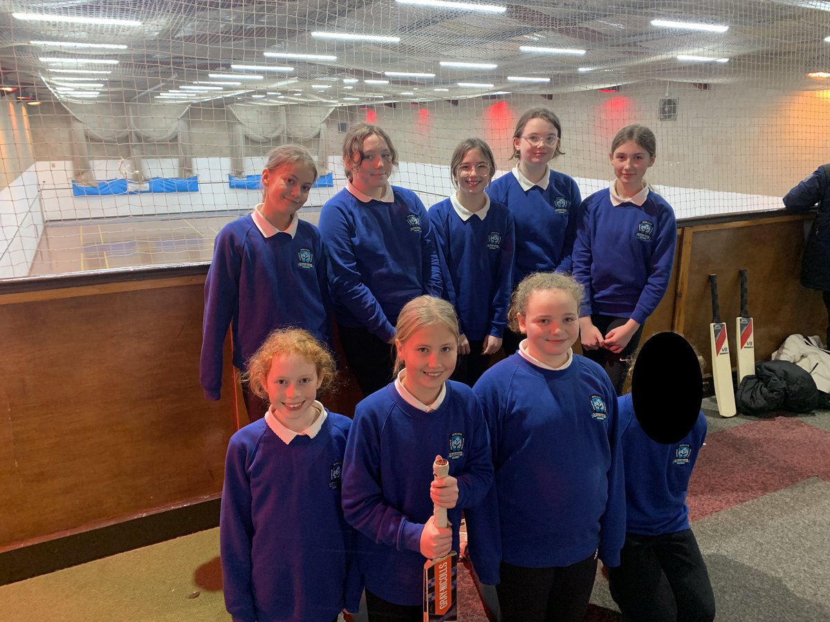 CrawshawPE's tweet photo. Super proud of the U13 girls cricket team who this week competed at the West Yorkshire indoor qualifiers.

@CrawshawAcademy finished 4th place in their first ever competition as a team which is an amazing achievement!!

#active #ambition #teamwork https://t.co/aiS3FhG5H3