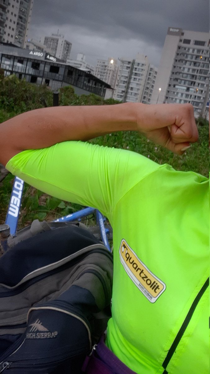 wenndy_eller's tweet photo. Sera que to ficando forte ?
#projetoshape haha https://t.co/cu64fkrCph