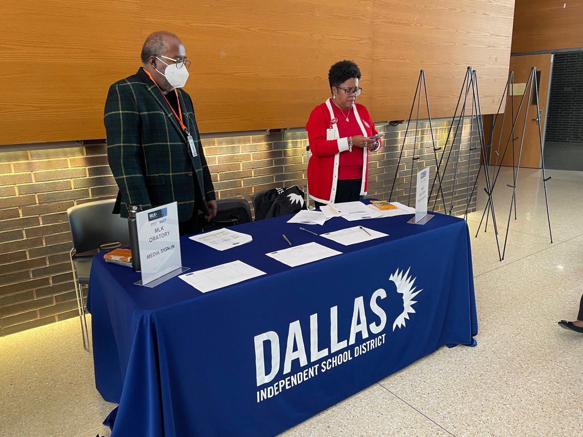 FoleyandLardner's tweet photo. Live in #Dallas setting up for the final round of speeches. We are looking forward to seeing our students as they arrive! #FoleyMLK https://t.co/n8zIr0YBoc