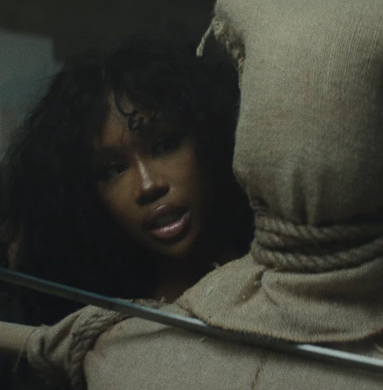 PopCrave's tweet photo. SZA has released a “Kill Bill” EP pack with new versions of the song. https://t.co/rQgUDSRKnl