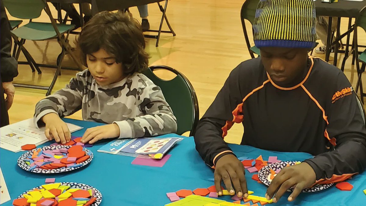 Today's #festivalfriday features kids playing Pentominoes at a JRMF in San Benito, CA in December! 

 #magicmathmoments #math #iteachmath #mtbos