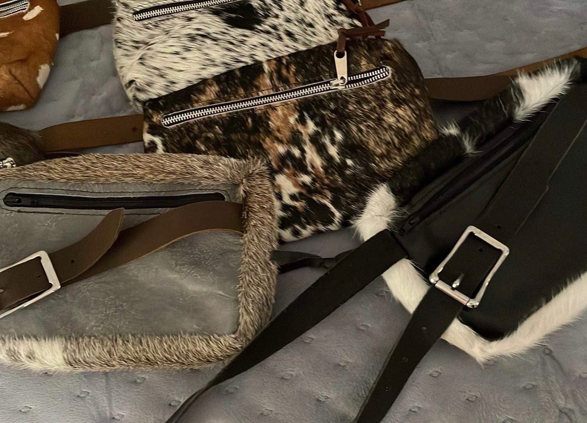 itsmelorilee's tweet image. Belt bags $45 each. SUPER SALE #cowhide #cowhidepurse #cowhideslingbag #sale #supersale #shoplocal