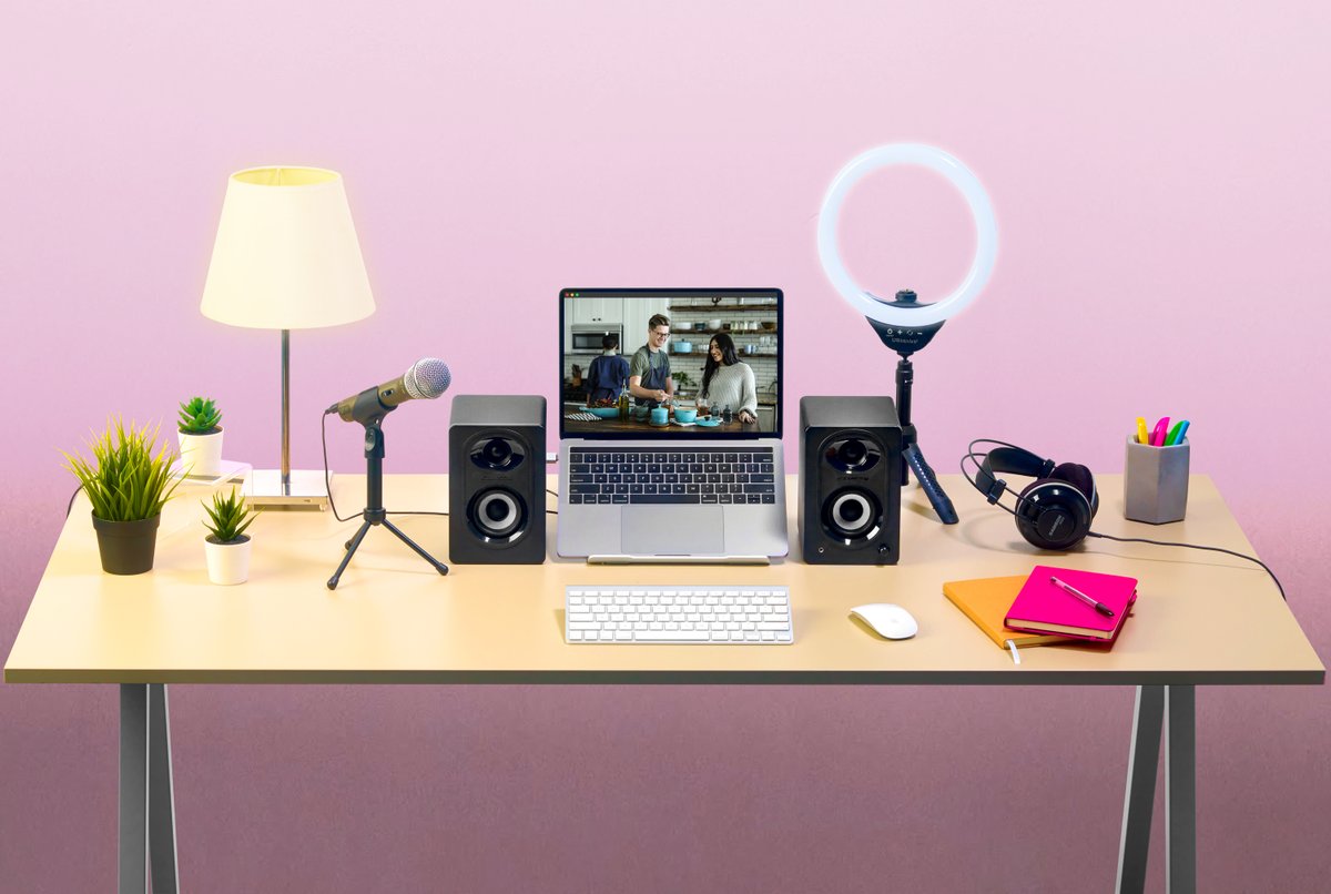 samsontech's tweet image. Your new home studio is ready to go with Samson in the mix.

#samson #samsontech #q2u #usbmic #microphones