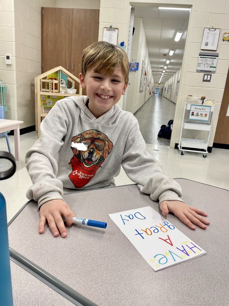ms_mcgoldrick's tweet photo. Our Greystone Student Council made cards for Cradles to Crayons as their MLK Day Project💜This organization puts together backpacks filled with school supplies for students in Philadelphia. These cards will be included in the backpacks! @GreystoneES @WestChesterASD https://t.co/wA6bFnQEwO