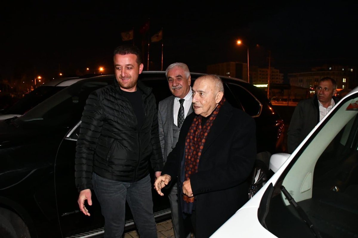 irfantorunoglu's tweet photo. İstanbul’da İkamet Eden Hayırsever İşadamı Hemşehrimiz Kıymetli Ağabeyim Hasan TAŞAR’ın Odamıza Yaptığı Ziyaretten Büyük Bir Memnuniyet Duydum.
Kendisine Teşekkür Ediyor, Sağlık ve Afiyet Diliyorum. https://t.co/LbEZJ2aSyB