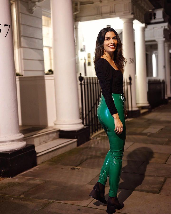 Calzedonia on X: night out in our Green Vinyl Leggings 💚 https