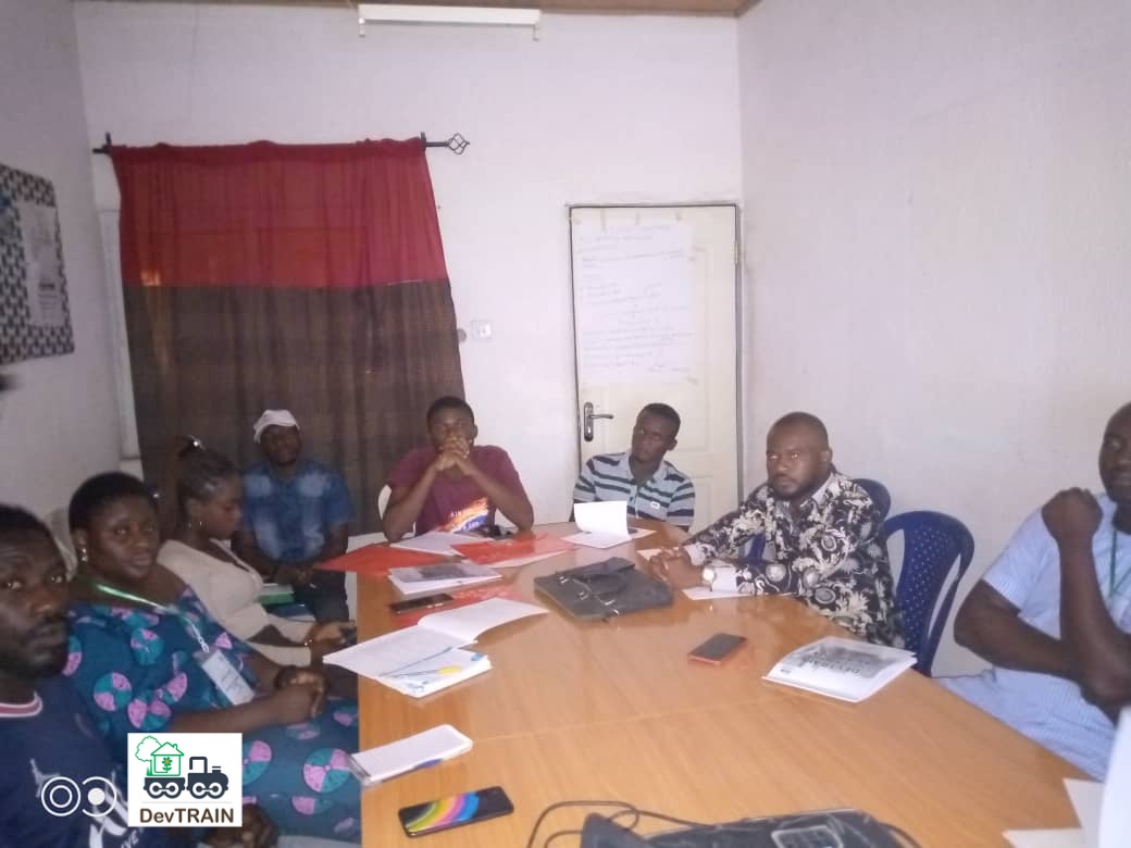 DevTrainNg's tweet image. The DevTrain Volunteers Academy Fellowship kicked off with Project Management Training session
Project Management is an invaluable skill for success in the social development sector. 
#DVA
#Module2
#SustainableYouthDevelopment