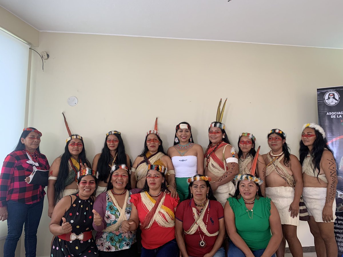 LancerosDigital's tweet photo. Posesión el Nuevo Consejo de Gobierno de la Asociación de Mujeres Waorani #AMWAE realizado el día de hoy en la ciudad de Puyo, Pastaza https://t.co/WKfj93lonS