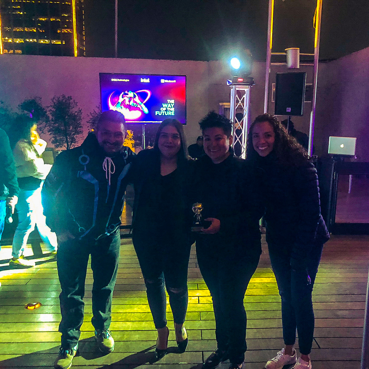 Estamos muy agradecidos por los 2 premios que nos otorgaron ayer en el evento PM Summit 2023 CDMX by Dell:
🏆 Mayor crecimiento en Ventas DCC FY23
🏆 Mayor crecimiento en Ventas del Segmento de Consumo FY23