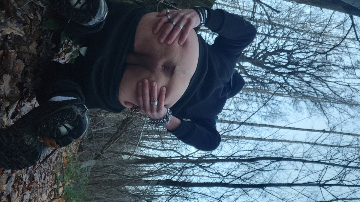 trouajus69's tweet photo. Quand tu traîne dans les bois et que tu vient de te faire tourné et doser 

#RETWEEET   #gay
#gayporn #fuck #fuckme #maqueue
#ma_queue #gaybbk #baise
#barebackcumpig #BarebackAss
#bbk #moncul #dosemoi #kinky
#gayoch #gaybaise #bottom #passif
#gaypassif #pute https://t.co/5NMRAAtJyX