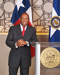 billkellytexas's tweet photo. In Big City Mayors call, @SylvesterTurner calls for a transformational investment in mental health funding at the #txlege
Specifically gives @RepToniRoseTX & @DadePhelan kudos for expanding Medicaid coverage for new moms - pushes for full year of coverage. https://t.co/jb19UrewDA