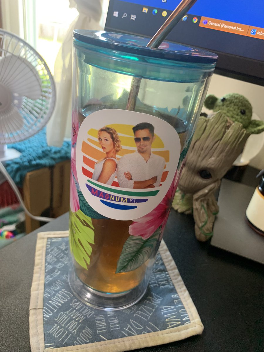 MrsGrey0718's tweet photo. Happy #MagnumPI Friday #MPEyes 🌺🤙
Hope ya’ll have a great day! Last day of work till vacation 🎉 let’s have a great one, I’m so ready!❤️
@magnumpi @nbc #Miggy #MagnumFever #Hawaiiorbust https://t.co/EhTkxZxB4a