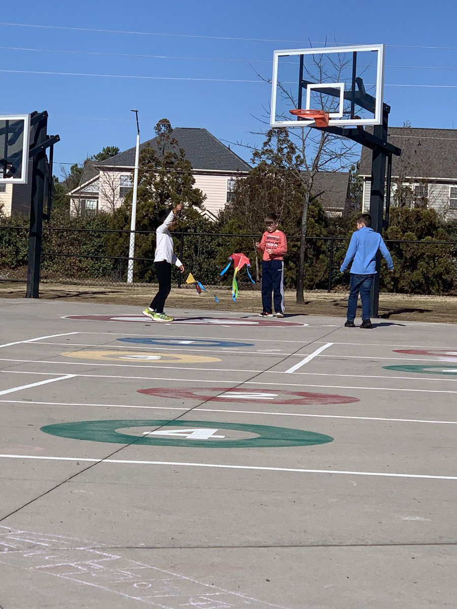 Shoutout <a href="/msjrowdy/">Ms. Rowdy</a> for these amazing kites! The kids had so much fun making these and testing them out at recess today. The perfect windy day to fly a kite! (I promise they were actually flying before I took this picture) <a href="/HortonsCreekES/">Hortons Creek ES</a> 🪁