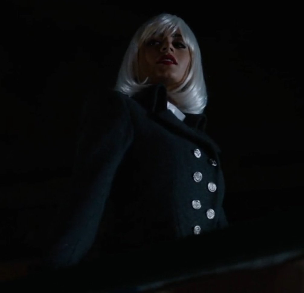 izzy lightwood~the mortal cup (1.1)