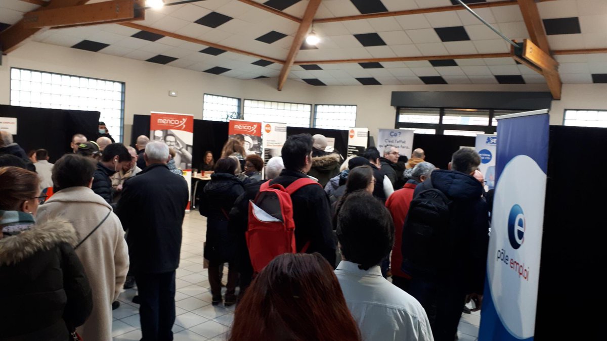 PoleEmploiBFC #tousmobilisés: Jobdating «le Rallye de l’interim »plusieurs postes proposés dans le BTP, transport,HCR, Industrie automobile, tertiaire..en partenariat avec la @villedeTalant: 115 personnes présentes pour de nombreuses opportunités d’emploi Belle réussite👌